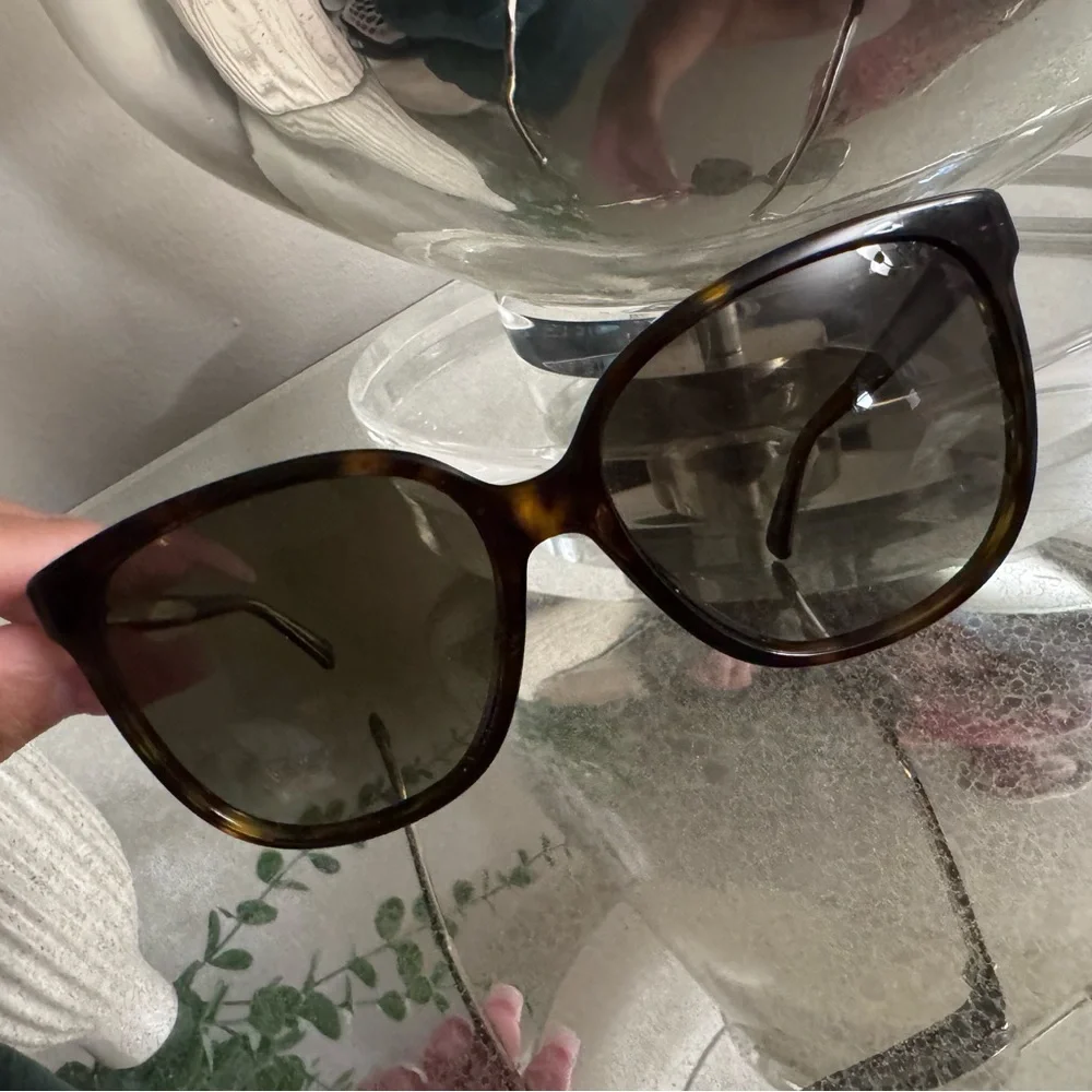 Gucci stylish black